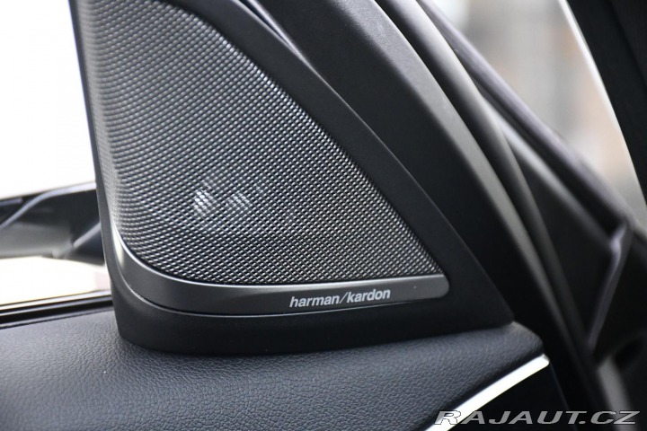 BMW 5 530e PHEV M-SPORT xD HUD 2021