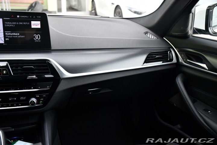 BMW 5 530e PHEV M-SPORT REZERVA 2021