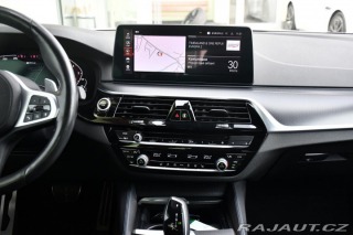 BMW 5 530e PHEV M-SPORT xD HUD 2021