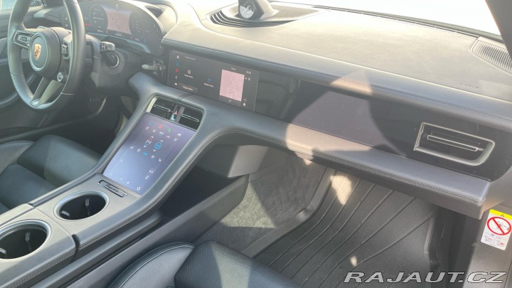 Porsche Taycan 4S 2024