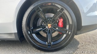 Porsche Taycan 4S 2024