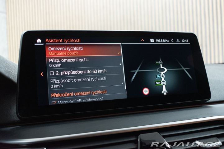 BMW 5 530d xD REZERVACE 2022