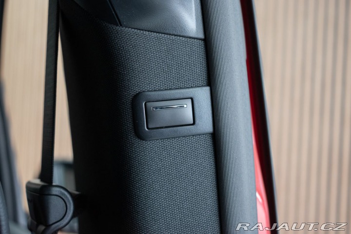 Mercedes-Benz V NOVÉ*V300d 4x4*AIR*TAŽNÉ* 2025