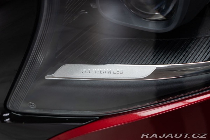 Mercedes-Benz V NOVÉ*V300d 4x4*AIR*TAŽNÉ* 2025