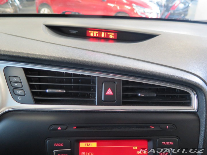 Kia Ceed 1.6GDI,klima,tempo,senzor 2015