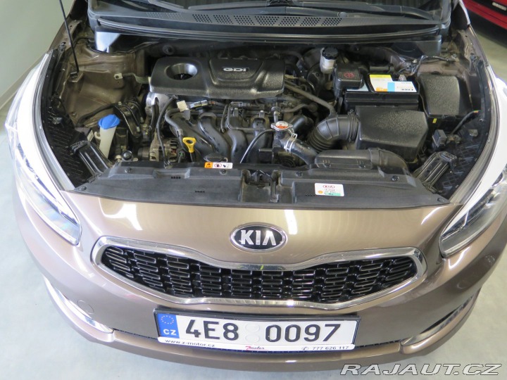 Kia Ceed 1.6GDI,klima,tempo,senzor 2015