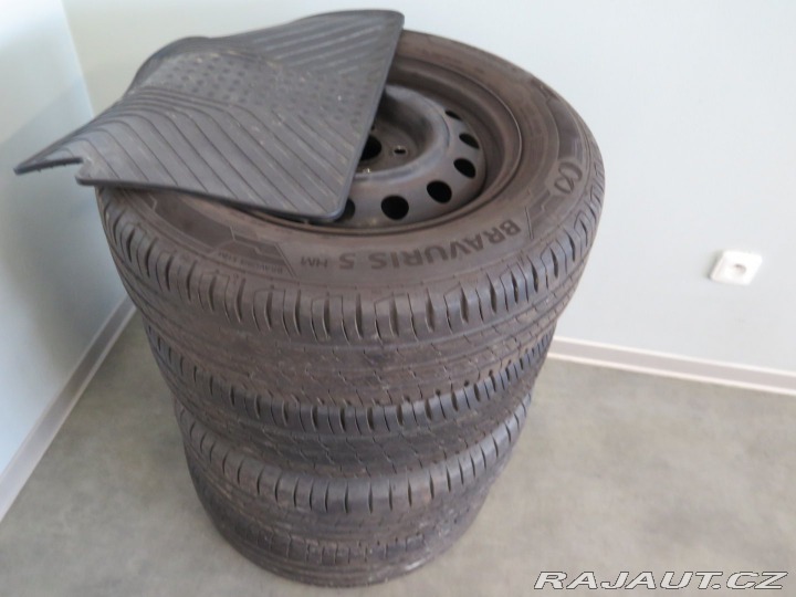 Kia Ceed 1.6GDI,klima,tempo,senzor 2015