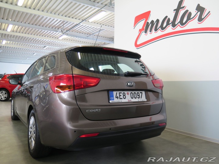 Kia Ceed 1.6GDI,klima,tempo,senzor 2015