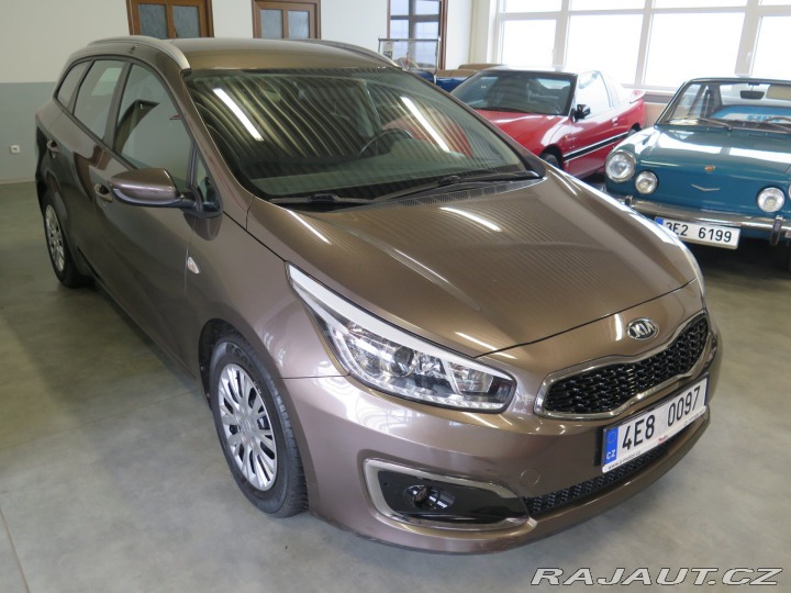 Kia Ceed 1.6GDI,klima,tempo,senzor 2015