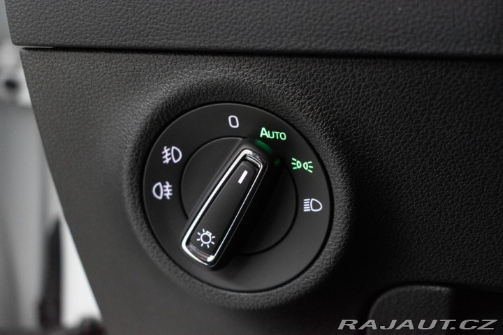 Škoda Karoq 1.5 TSI *REZERVACE* 2021