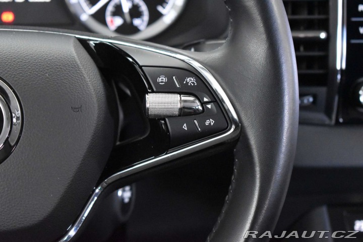 Škoda Karoq 1.5 TSI *REZERVACE* 2021