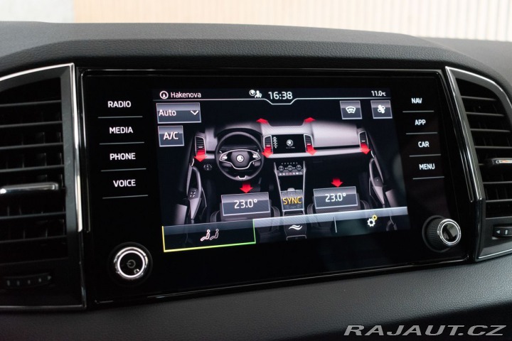 Škoda Karoq 1.5 TSI *REZERVACE* 2021