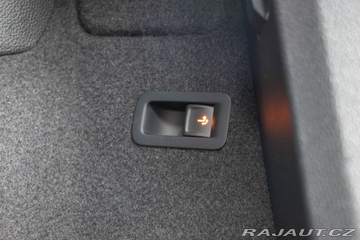 Škoda Karoq 1.5 TSI *REZERVACE* 2021