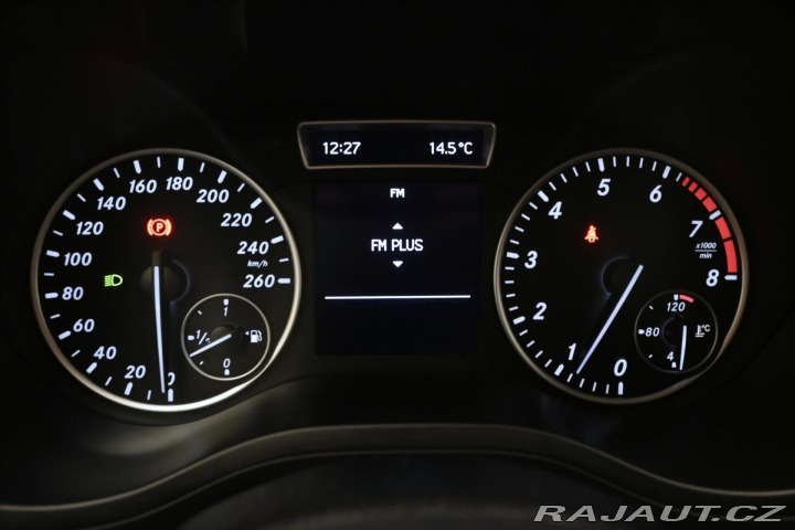 Mercedes-Benz B 1,6 B 180 BlueEFFICIENCY 2012