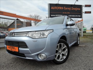 Mitsubishi Outlander 2,0 PHEV 4x4 1.maj Servis
