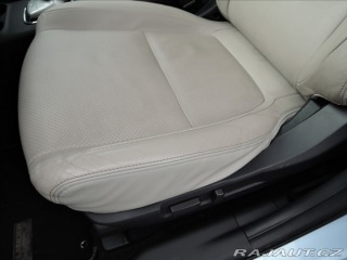 Mitsubishi Outlander 2,0 PHEV 4x4 1.maj Servis 2014