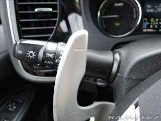 Mitsubishi Outlander 2,0 PHEV 4x4 1.maj Servis 2014