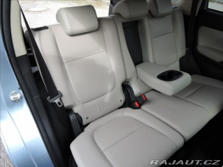 Mitsubishi Outlander 2,0 PHEV 4x4 1.maj Servis 2014