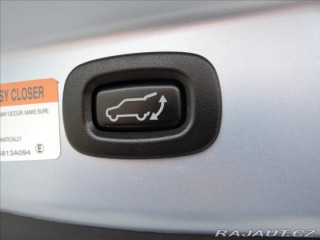 Mitsubishi Outlander 2,0 PHEV 4x4 1.maj Servis 2014