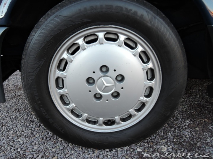 Mercedes-Benz S 5,0 SE 500 W126 pouze 108 1986