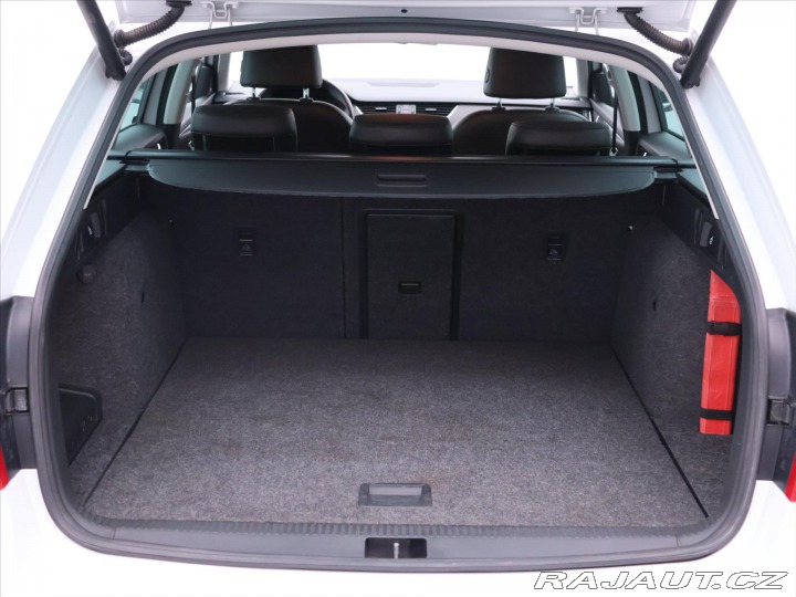 Škoda Octavia 2,0 TDI 135kW DSG Scout 2014