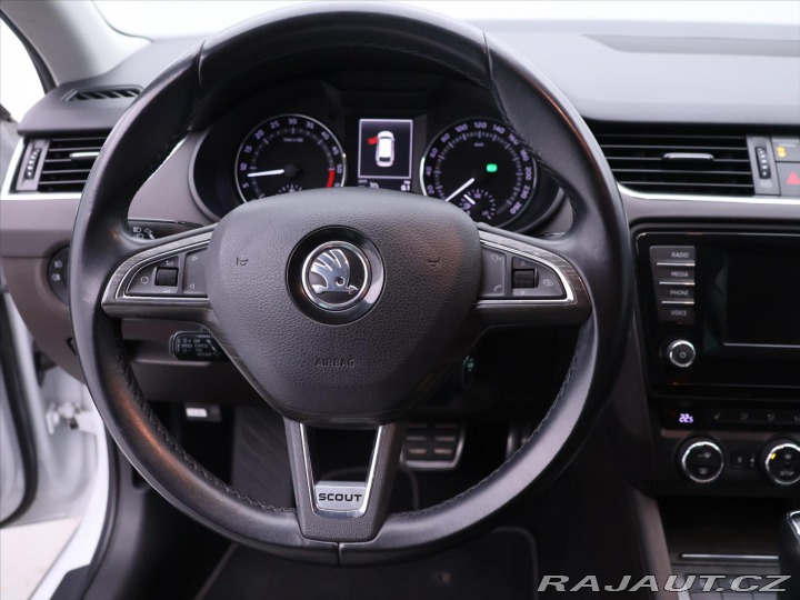 Škoda Octavia 2,0 TDI 135kW DSG Scout 2014