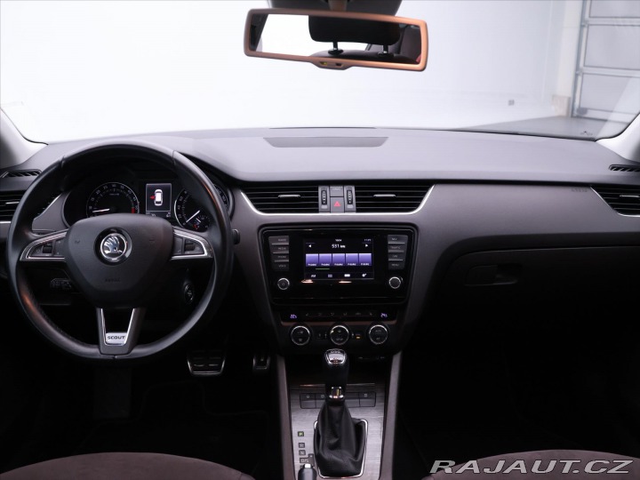 Škoda Octavia 2,0 TDI 135kW DSG Scout 2014