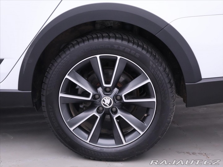 Škoda Octavia 2,0 TDI 135kW DSG Scout 2014