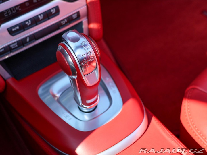 Porsche 911 3,8 TURBO S 2010