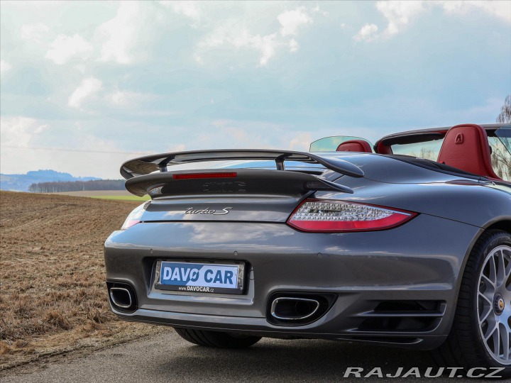 Porsche 911 3,8 TURBO S 2010