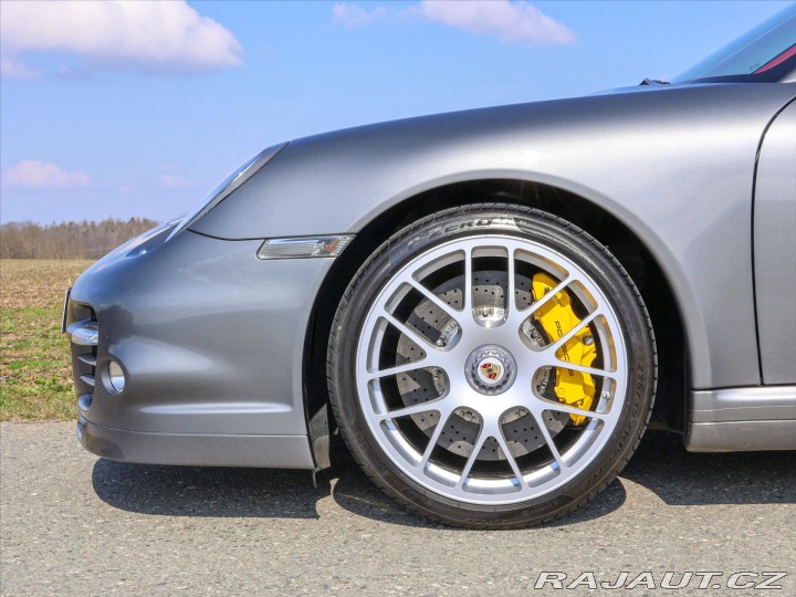 Porsche 911 3,8 TURBO S 2010