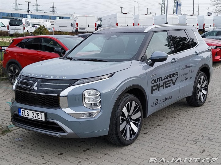 Mitsubishi Outlander 2.4 PHEV PAKET PREMIUM I 2026