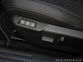 Peugeot 2008 1,2 Hybrid GT Alcant.NOVÝ 2025