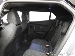 Peugeot 2008 1,2 Hybrid GT Alcant.NOVÝ 2025