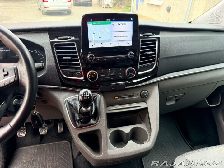 Ford Tourneo Custom Prodám automobil FORD TOU 2018