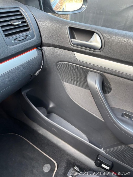 Volkswagen Golf 1,6   V United Packet 2008