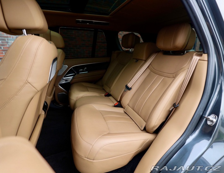 Land Rover Range Rover P550e AUTOBIOGRAPHY | Pa 2024