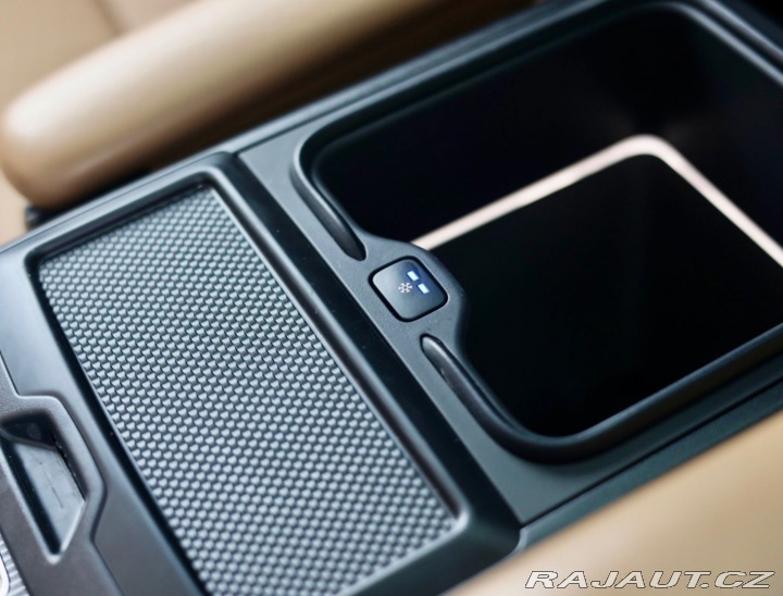 Land Rover Range Rover P550e AUTOBIOGRAPHY | Pa 2024