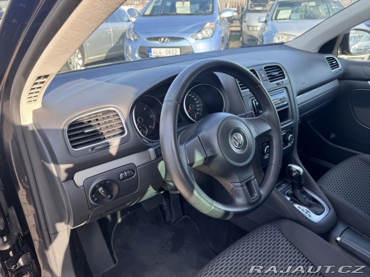 Volkswagen Golf AUTOMAT 1,6 TDI 77 KW 2013