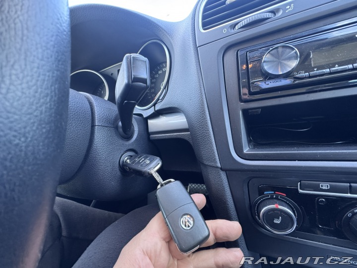 Volkswagen Golf AUTOMAT 1,6 TDI 77 KW 2013