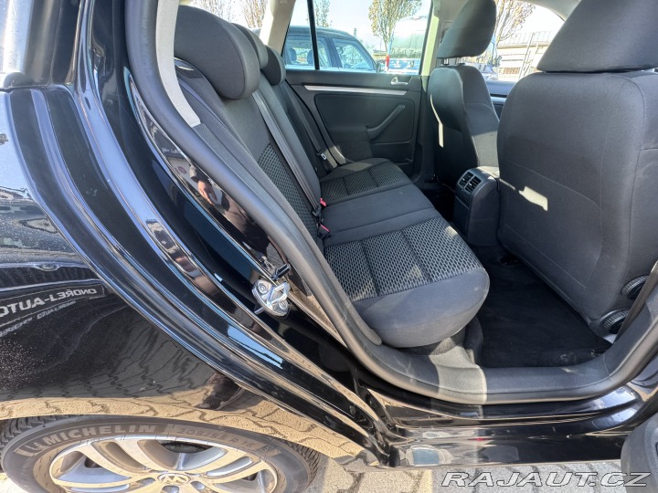 Volkswagen Golf AUTOMAT 1,6 TDI 77 KW 2013