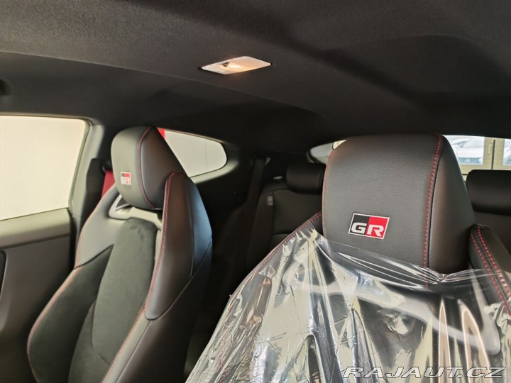 Toyota Yaris GR 1.6 turbo GR AT Dynami 2024