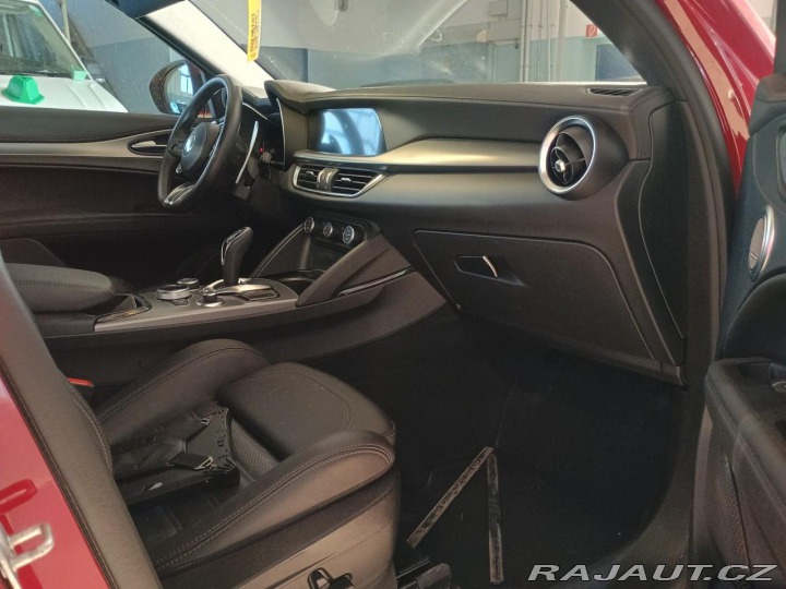 Alfa Romeo Stelvio 2.0 Turbo 16V 206kW Veloc 2024