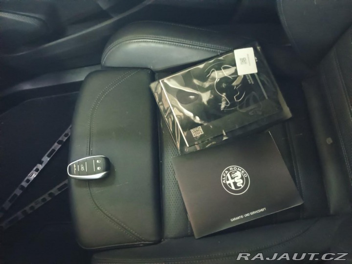 Alfa Romeo Stelvio 2.0 Turbo 16V 206kW Veloc 2024