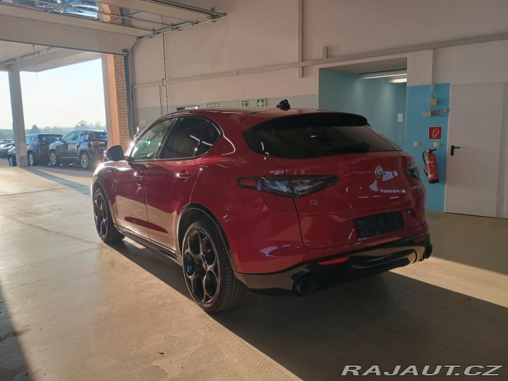 Alfa Romeo Stelvio 2.0 Turbo 16V 206kW Veloc 2024