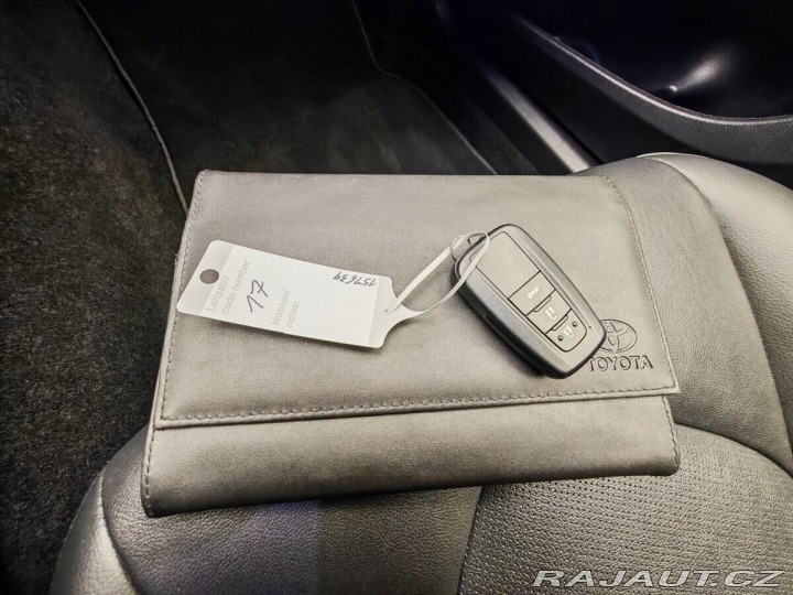 Toyota Camry 2.5 Hybrid Executive 2023