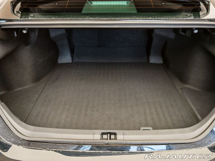 Toyota Camry 2.5 Hybrid Executive 2023