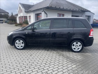 Opel Zafira 1,6 i 16V 85kw 7míst Tažn 2011