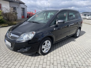 Opel Zafira 1,6 i 16V 85kw 7míst Tažn 2011