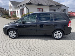 Opel Zafira 1,6 i 16V 85kw 7míst Tažn 2011